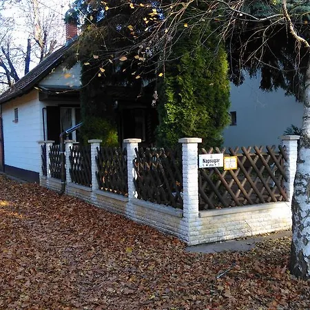 Napsugar Vendeghaziko Appartement *